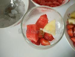 怎么做水果冰块好吃 MjUwX2MxXzA