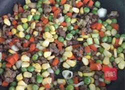 菠萝炒饭的做法图解5