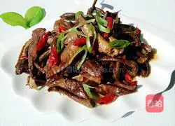 雞翅燉蘑菇的做法圖解18