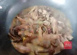 雞翅燉蘑菇的做法圖解15