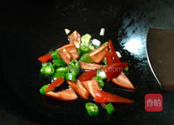 双椒炒花蛤的做法图解4