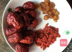 桂圆姜枣膏的做法图解2