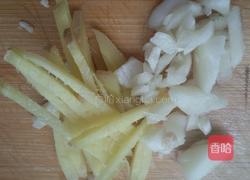 土豆炒鸡腿的做法图解5