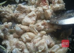土豆炒鸡腿的做法图解6