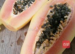 木瓜炖牛奶的做法图解1