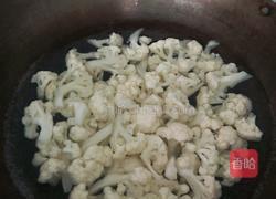 花菜炒腊肉的做法图解3