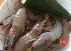 虾线怎么挑出来干净 MjUwX2MyOjEvM15yYjI6MS84XzE4MA