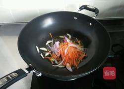 培根杂蔬炒面的做法图解6