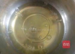 八寸三色戚风蛋糕的做法图解1