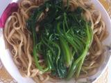菠菜炒粉条
