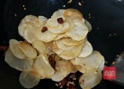 干煸土豆片的做法图解11