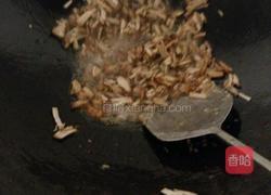 榨菜炒肉丝的做法图解3