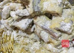 炸带鱼的做法图解7