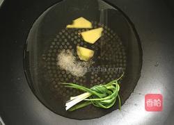 盐水斑节虾的做法图解1