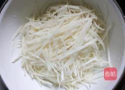 西红柿汁土豆丝的做法图解3