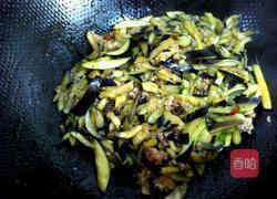 肉末炒茄丝的做法图解7