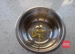 洋葱炒肉的做法图解2