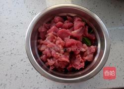 洋葱炒肉的做法图解4