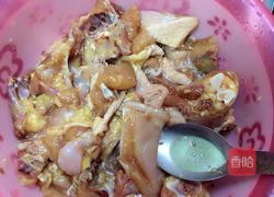 鸡肉炒洋葱的做法图解1