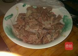 牛肉炖萝卜的做法图解2