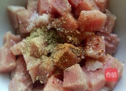 牙签里脊肉的做法图解2
