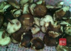 香菇肉粽子的做法图解1