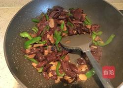 肉片炒红蘑的做法图解9