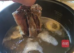 胡萝卜牛尾汤的做法图解4
