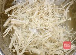凉拌金针菇的做法图解3