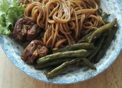猪小排豆角焖面