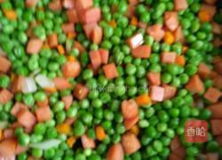 豌豆炒火腿的做法图解5