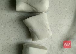 椒盐葱油饼的做法图解1