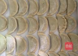 白菜猪肉饺子的做法图解6