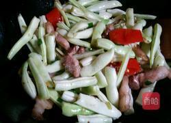 家常猪肉炖豆角的做法图解6