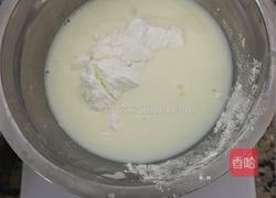 椰丝牛奶小方块的做法图解3
