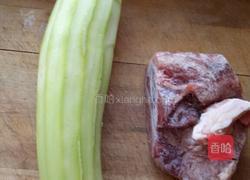 牛肉炒茭瓜的做法图解1