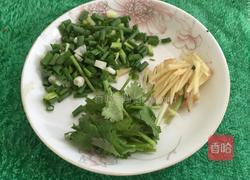 皮蛋瘦肉粥的做法图解3