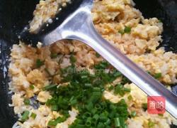 独家鱼香蛋炒饭的做法图解4
