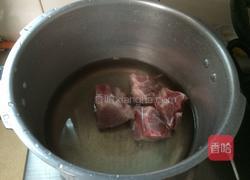 龙骨冬瓜汤的做法图解2