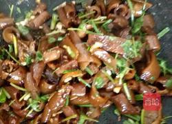 红烧猪肉皮的做法图解3