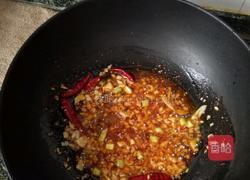 十三香调味料要加辣椒吗 MjUwX2MyOjEvM15yYjI6MS84XzE4MA