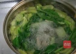 丝瓜肉丝汤的做法图解2