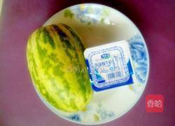 香瓜酸奶昔的做法图解1