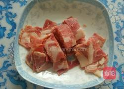 培根黄瓜烩大饼的做法图解2