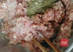 白菜青椒肉包子的做法图解7