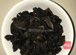 木耳番茄炒蛋的做法图解3