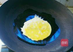 青椒炒鸡蛋干的做法图解4