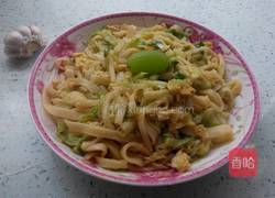 鸡蛋卷心菜炒面条的做法图解13