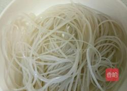 自制酸辣粉的做法图解1