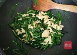 韭菜炒鸡蛋的做法图解7